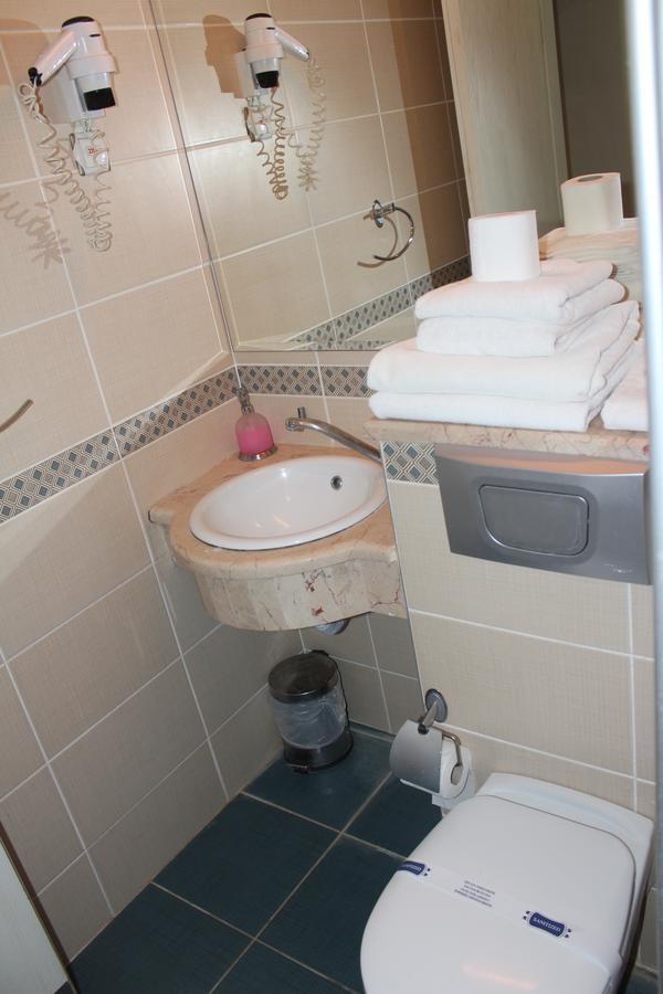 Bogazici Otel Ayvalik Luaran gambar